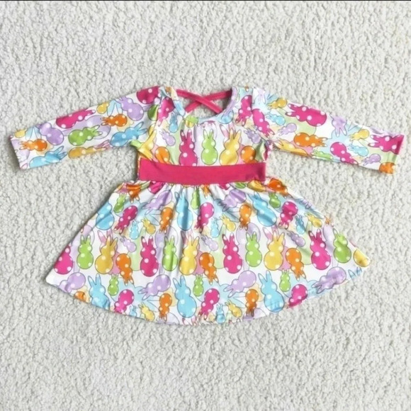 𝅺BOUTIQUE bunny dress size 6/7 - Picture 1 of 1